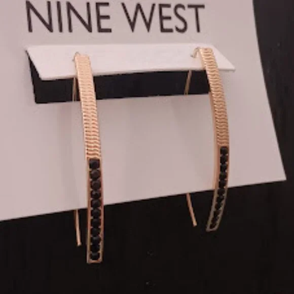 NINE WEST Mod/Contemporary Gold Textured Black Crystal Curved Threader Earrings - Picture 2 of 3